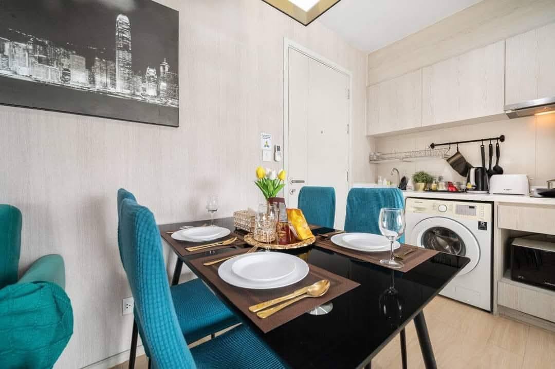 Modern 2-bedroom condo for sale at Life Sukhumvit 48. Fully furnished, prime location near BTS Phra Khanong. Sale price: 4.81 million THB, transfer fee 50/50.