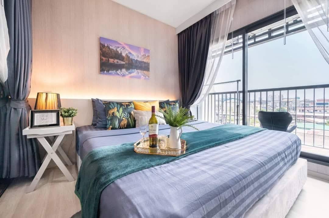 Modern 2-bedroom condo for sale at Life Sukhumvit 48. Fully furnished, prime location near BTS Phra Khanong. Sale price: 4.81 million THB, transfer fee 50/50.