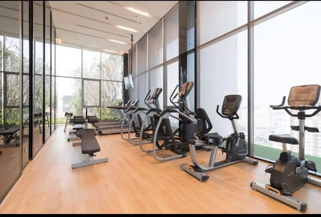 Modern 2-bedroom condo for sale at Life Sukhumvit 48. Fully furnished, prime location near BTS Phra Khanong. Sale price: 4.81 million THB, transfer fee 50/50.