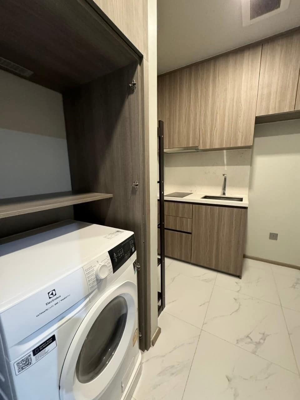 Luxury 3-Bedroom Condo for Rent at Celes Asoke – Prime Location in Bangkok