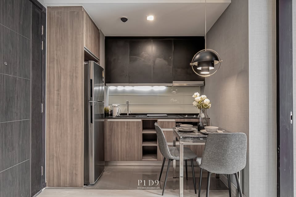 Stunning 1-Bedroom, 1-Bathroom condo in Wish Signature Midtown Siam. 26.65 sqm, modern style, ready to move in. For Sale 4.65M THB or Rent 22K/month.
