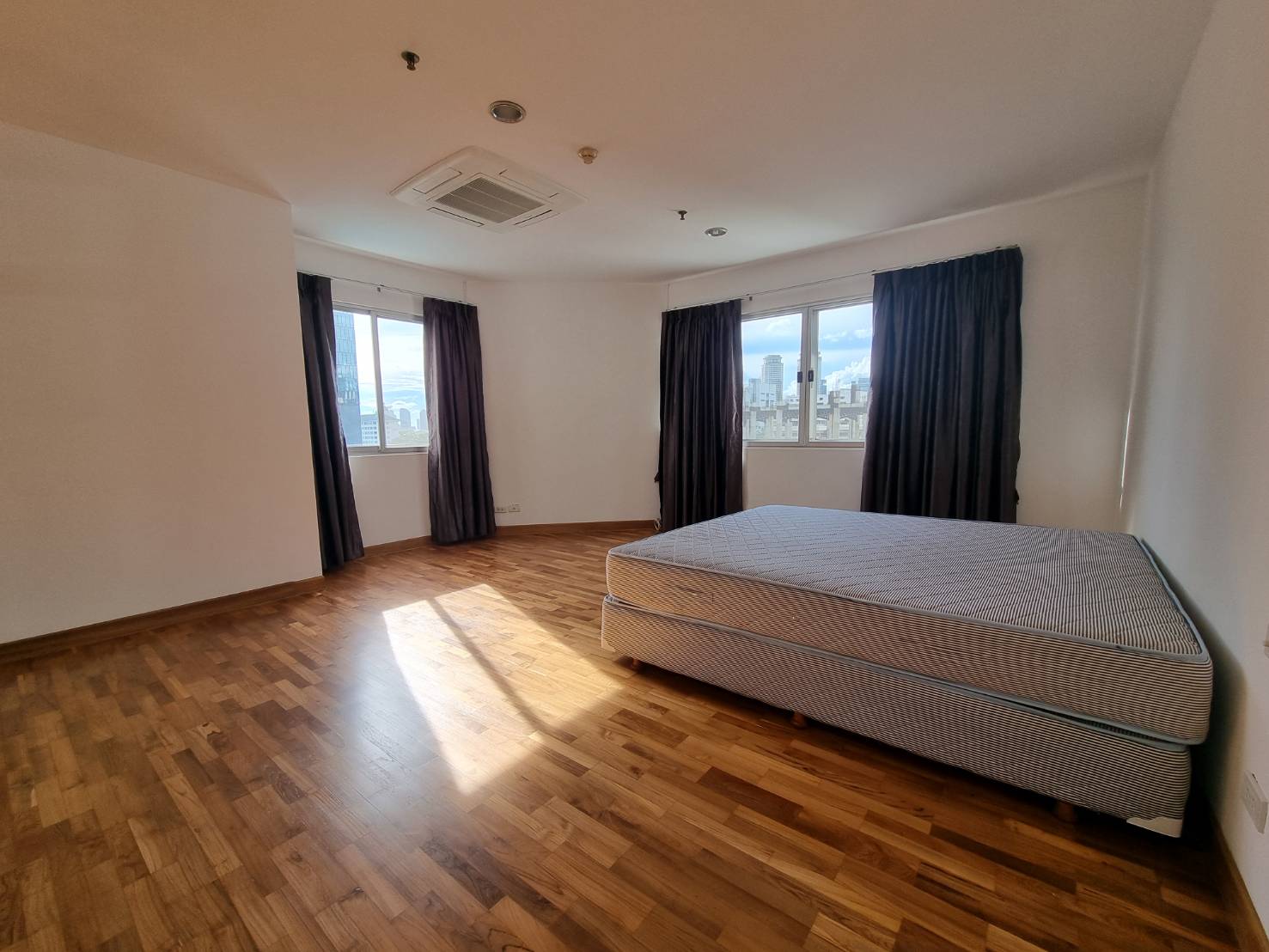 Spacious 3-bedrooms 3-bathrooms condo at Baan Suan Plu with 295 sqm, private residence, green garden, and premium amenities for rent at 135,000 THB/month.