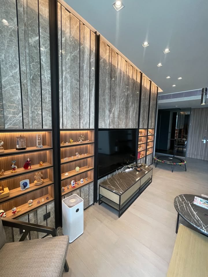 Luxury 2-bedroom 3-bathroom 220 sqm condo at Crystal Garden for sale in Sathorn. High floor, open views, concierge, lap pool, and tennis court.