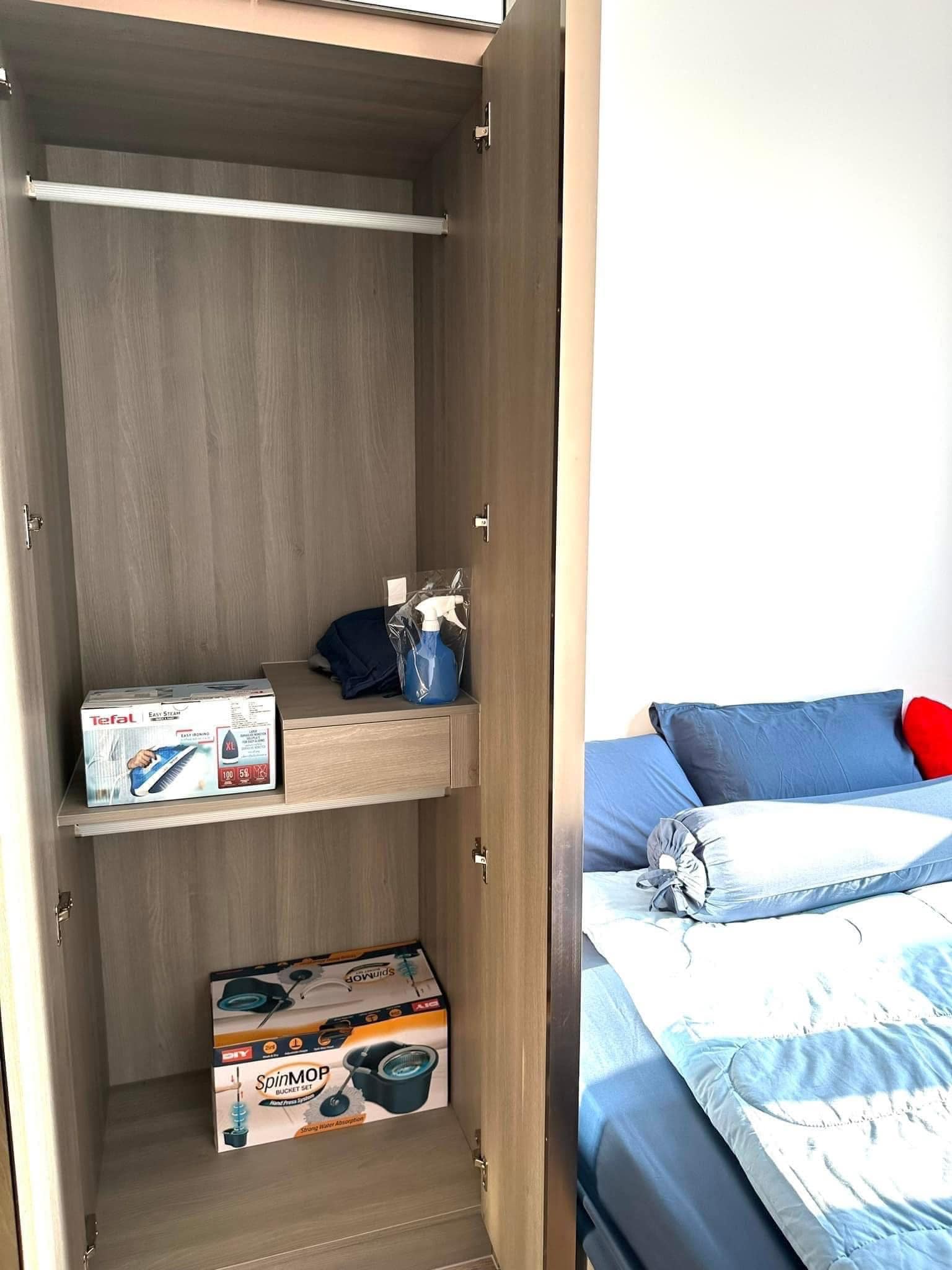 Modern 1-bedroom 1-bathroom 28 sqm condo at Knightsbridge Prime Onnut for rent or sale. High floor, fully furnished, near BTS Onnut, ready April 2025.