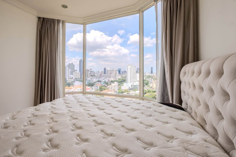 Luxurious 2 beds, 2 baths, 112 sqm condo at Royce Private Residences with high floor city views. For sale at 20,900,000 THB. Contact us today!