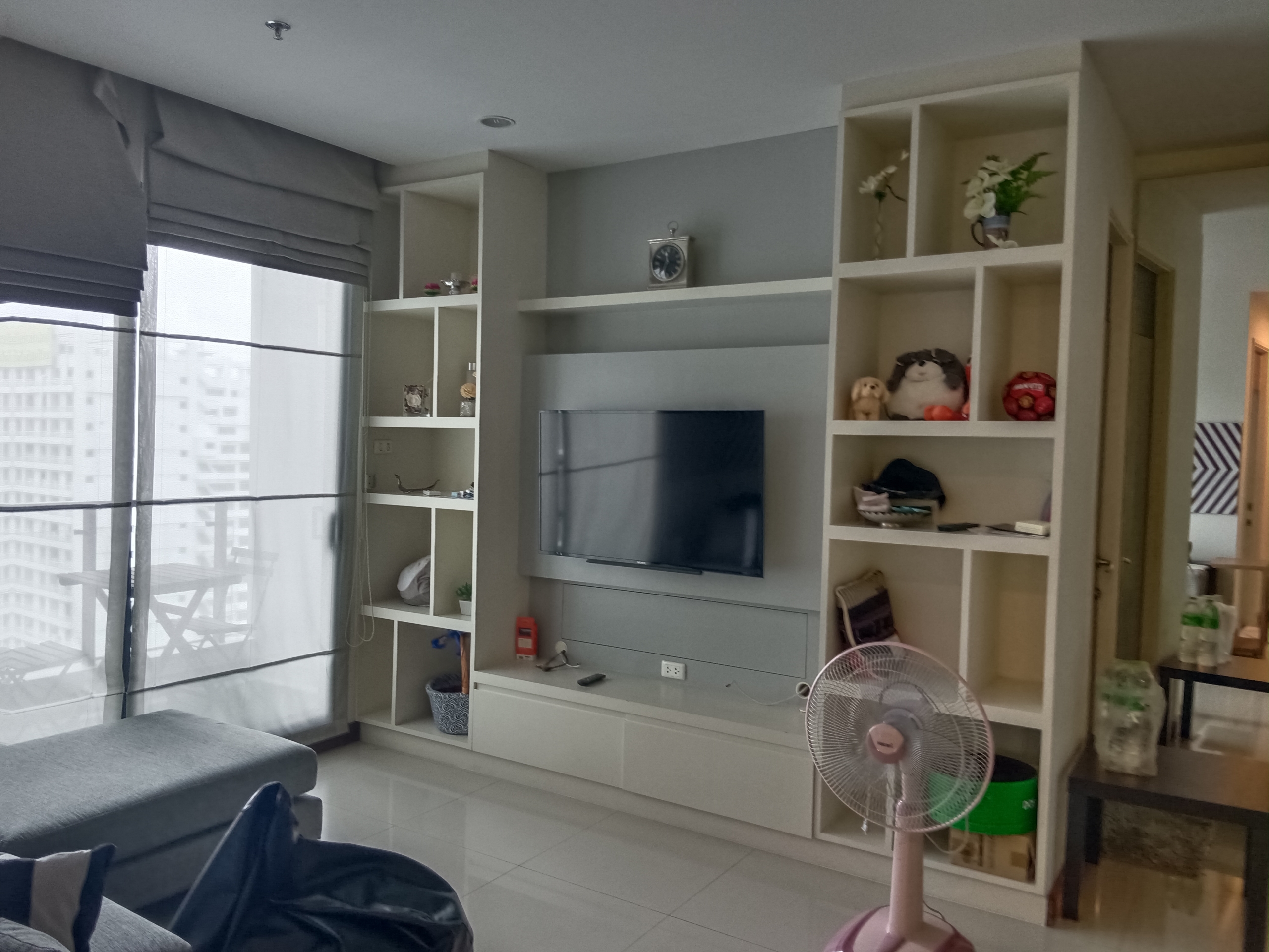2-bed, 2-bath condo at Supalai Premier Place Asoke, 85 sqm, north-facing, fully furnished. Rent 38K THB. Prime Asoke location. Contact us today!