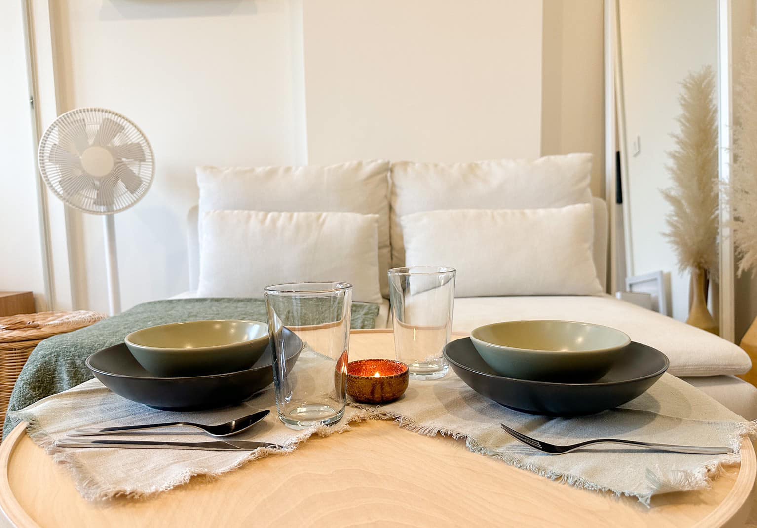 Modern 1-bedroom condo at Chambers On Nut Station. 27 sqm, 5th floor, near BTS On Nut. Sold with tenant, rental 16,000 THB/month. Price: 3.5M THB.