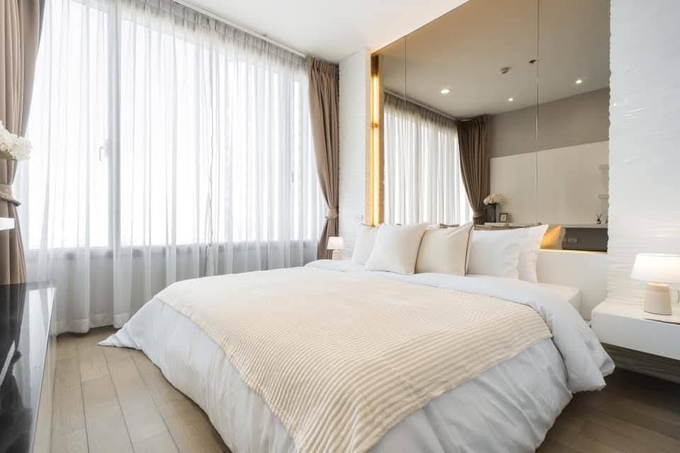 2-bedroom condo at Pyne by Sansiri, 68 sqm, 35th floor, near BTS Ratchathewi. Rent 49,000 THB/month. Fully furnished with pool, gym, and sauna.