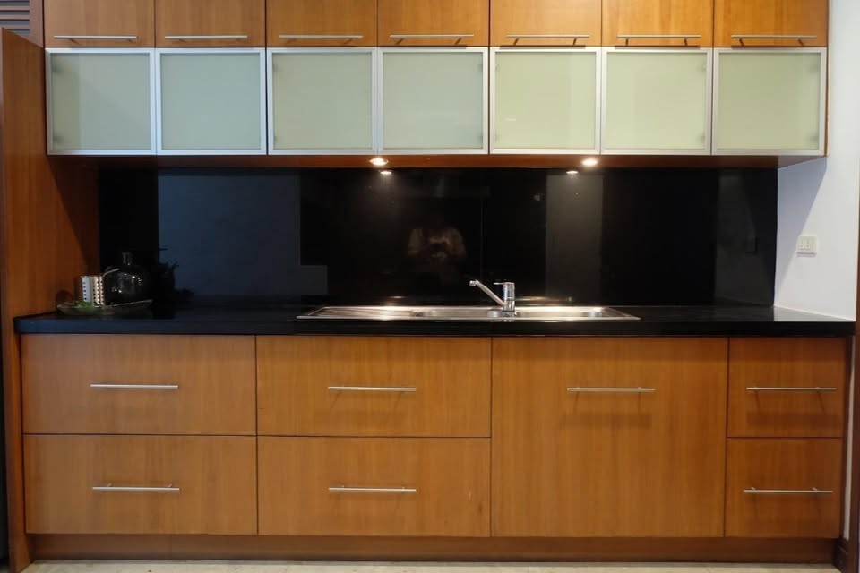 3-Bedrooms 4-Bathrooms 220 sqm Condo at Royal Residence Park for Rent 150,000 THB/Month. Luxury residence with U.S. Embassy view near Lumphini Park.