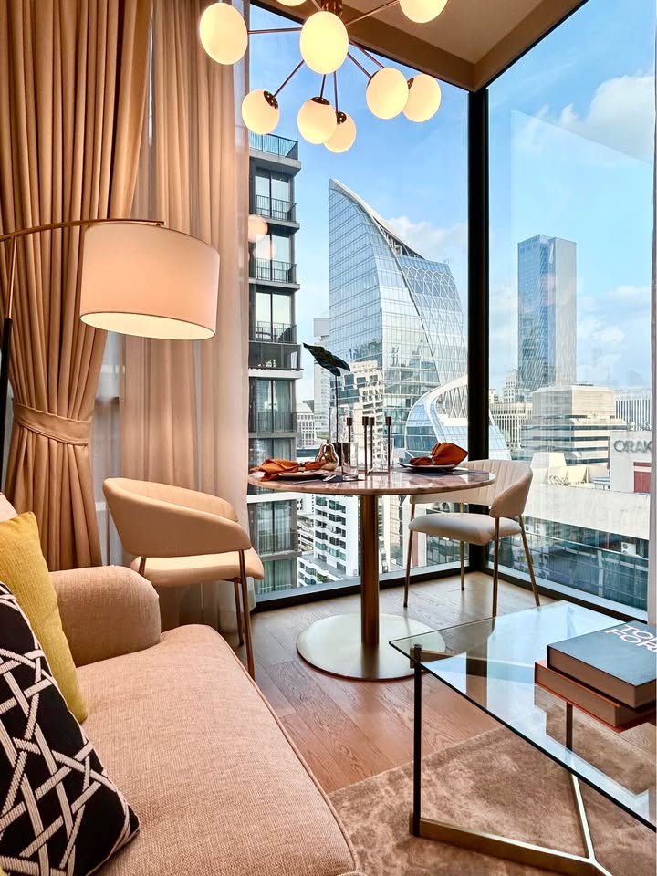 Luxury 1-bedroom 44 sqm condo at 28 Chidlom for rent 55K/month. Fully furnished, modern facilities, prime location near BTS Chidlom. Move-in ready.