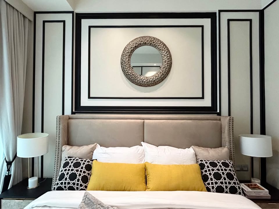 Luxury 1-bedroom 44 sqm condo at 28 Chidlom for rent 55K/month. Fully furnished, modern facilities, prime location near BTS Chidlom. Move-in ready.