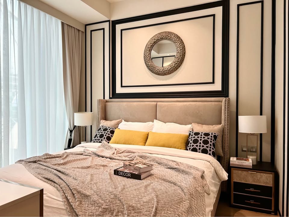 Luxury 1-bedroom 44 sqm condo at 28 Chidlom for rent 55K/month. Fully furnished, modern facilities, prime location near BTS Chidlom. Move-in ready.
