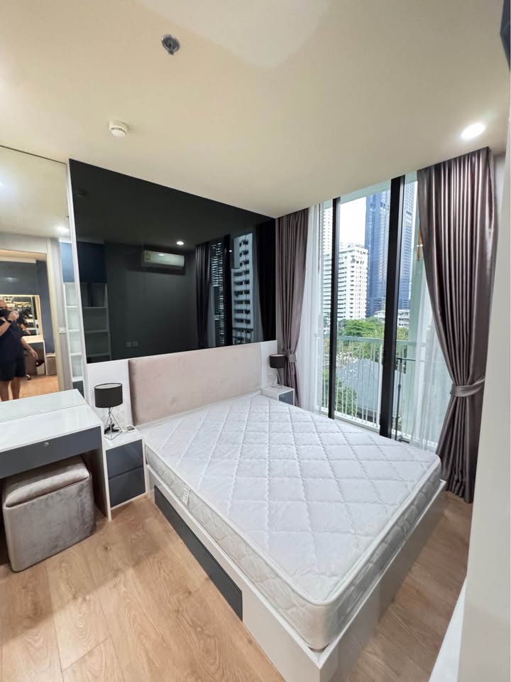 1-bedroom condo at Noble Recole Sukhumvit 19 for rent 25K/month or sale 6.5M THB. Fully furnished, near BTS Asok & MRT Sukhumvit. Move-in ready.