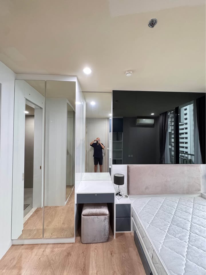 1-bedroom condo at Noble Recole Sukhumvit 19 for rent 25K/month or sale 6.5M THB. Fully furnished, near BTS Asok & MRT Sukhumvit. Move-in ready.