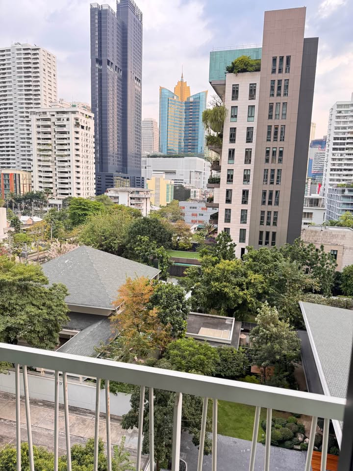 1-bedroom condo at Noble Recole Sukhumvit 19 for rent 25K/month or sale 6.5M THB. Fully furnished, near BTS Asok & MRT Sukhumvit. Move-in ready.