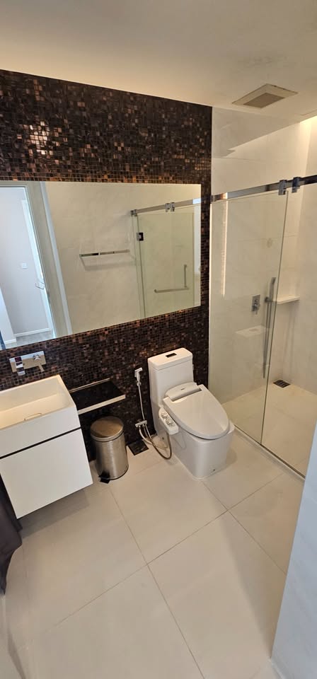 2-Bedroom, 2-Bathroom Condo for Rent at The Room Sukhumvit 69, 80 sqm, 55,000 THB/month, Near BTS Phra Khanong, Modern Living in Bangkok’s Prime Location.