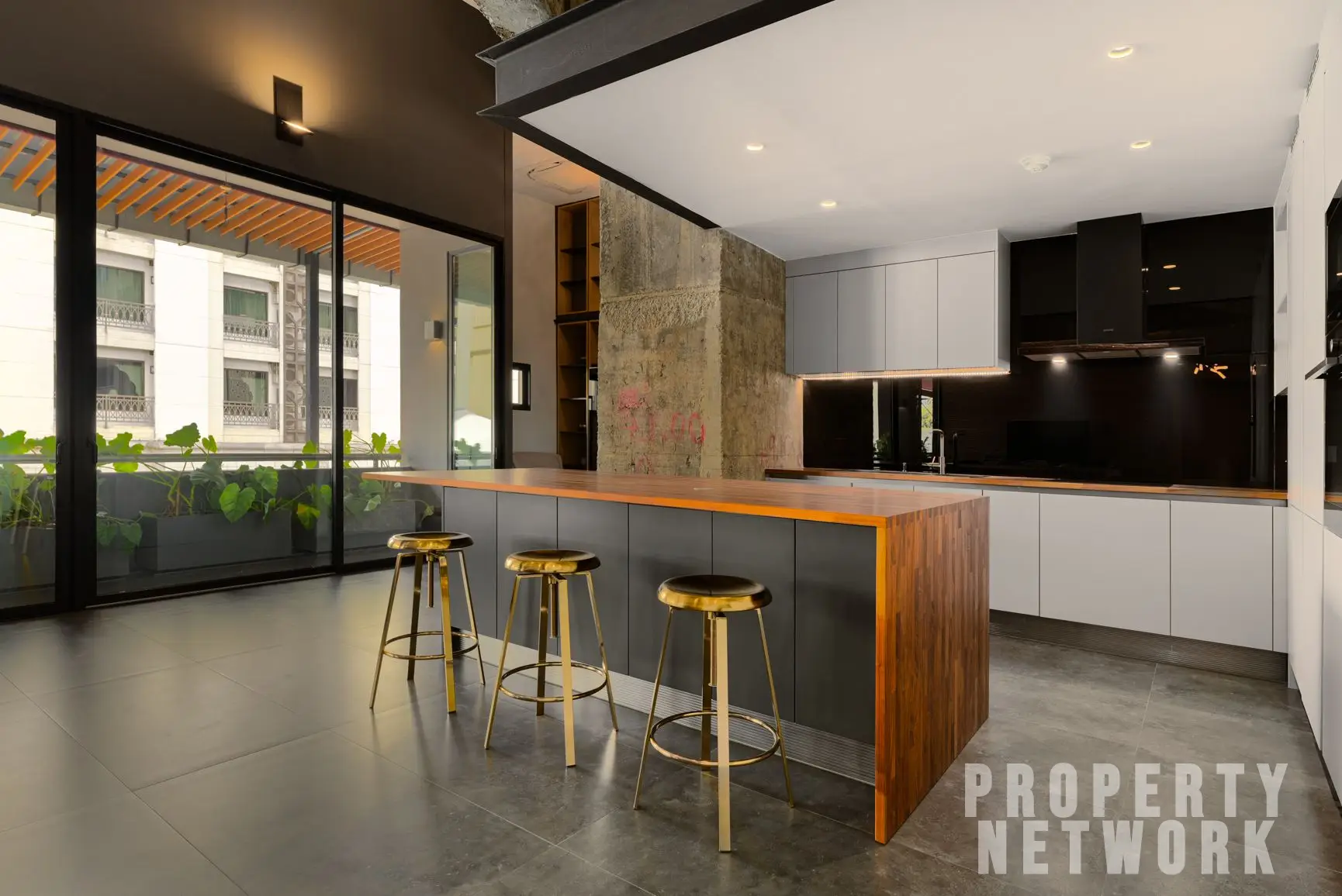 3-Bed, 4-Bath, 326 sqm Condo for Sale at President Park, Kathu, Phuket – 43,500,000 THB, Pet-Friendly, Near MRT Queen Sirikit National Convention Centre