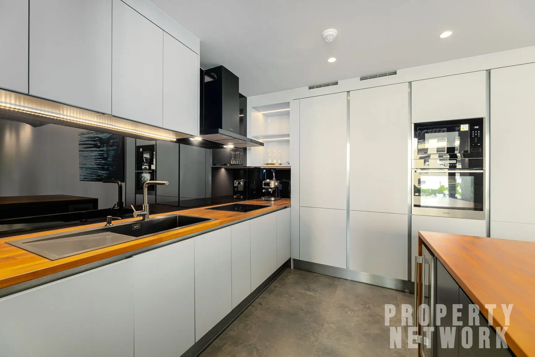 3-Bed, 4-Bath, 326 sqm Condo for Sale at President Park, Kathu, Phuket – 43,500,000 THB, Pet-Friendly, Near MRT Queen Sirikit National Convention Centre