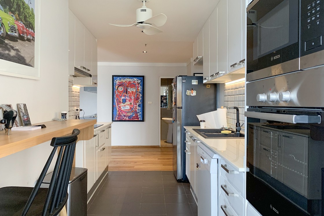 Spacious 3-bed 146 SQM condo at Waterford Diamond, 29th floor, fully furnished, prime Sukhumvit location. Rent 90K/month. Move-in April 2025. Contact now!