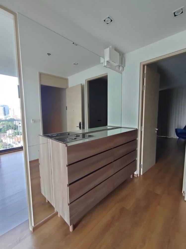 Spacious 2-bed 95 SQM condo at Park Origin 24, high floor, Scandinavian design. Rent 99K/month. Move-in mid-March. Contact now for a viewing!