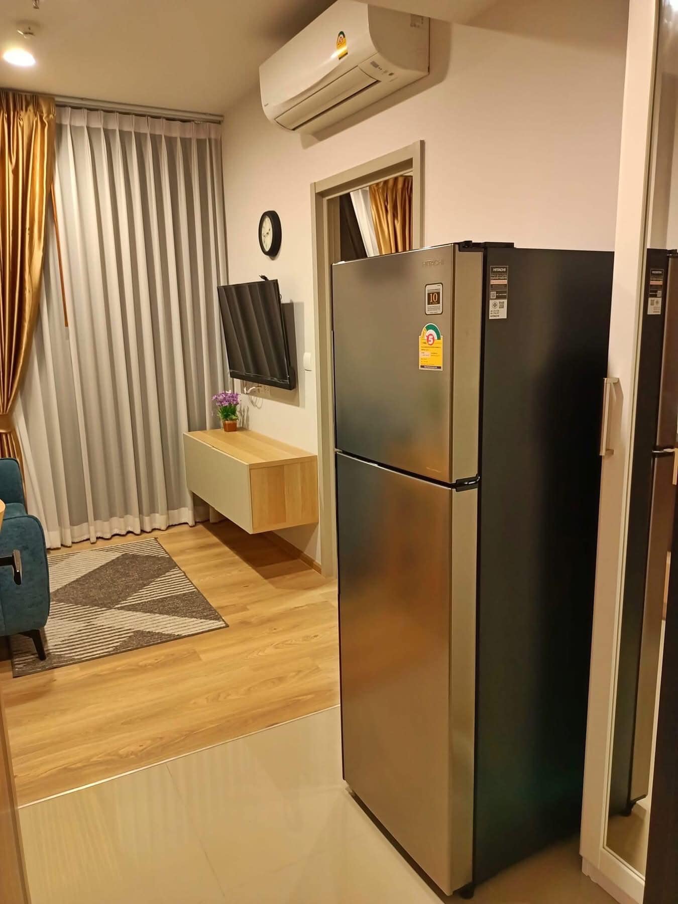 1-bedroom, 27 sqm condo at OKA HAUS Sukhumvit 36 for rent at 22,000 THB/month. High-floor unit with great privacy, free shuttle to BTS Thong Lo.