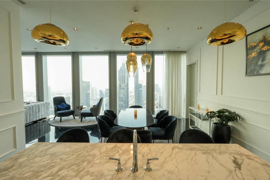 Luxury 2-bedroom, 124 sqm condo at The Ritz-Carlton Residences at MahaNakhon for rent at 300,000 THB/month. Premium facilities, BTS Chong Nonsi nearby.
