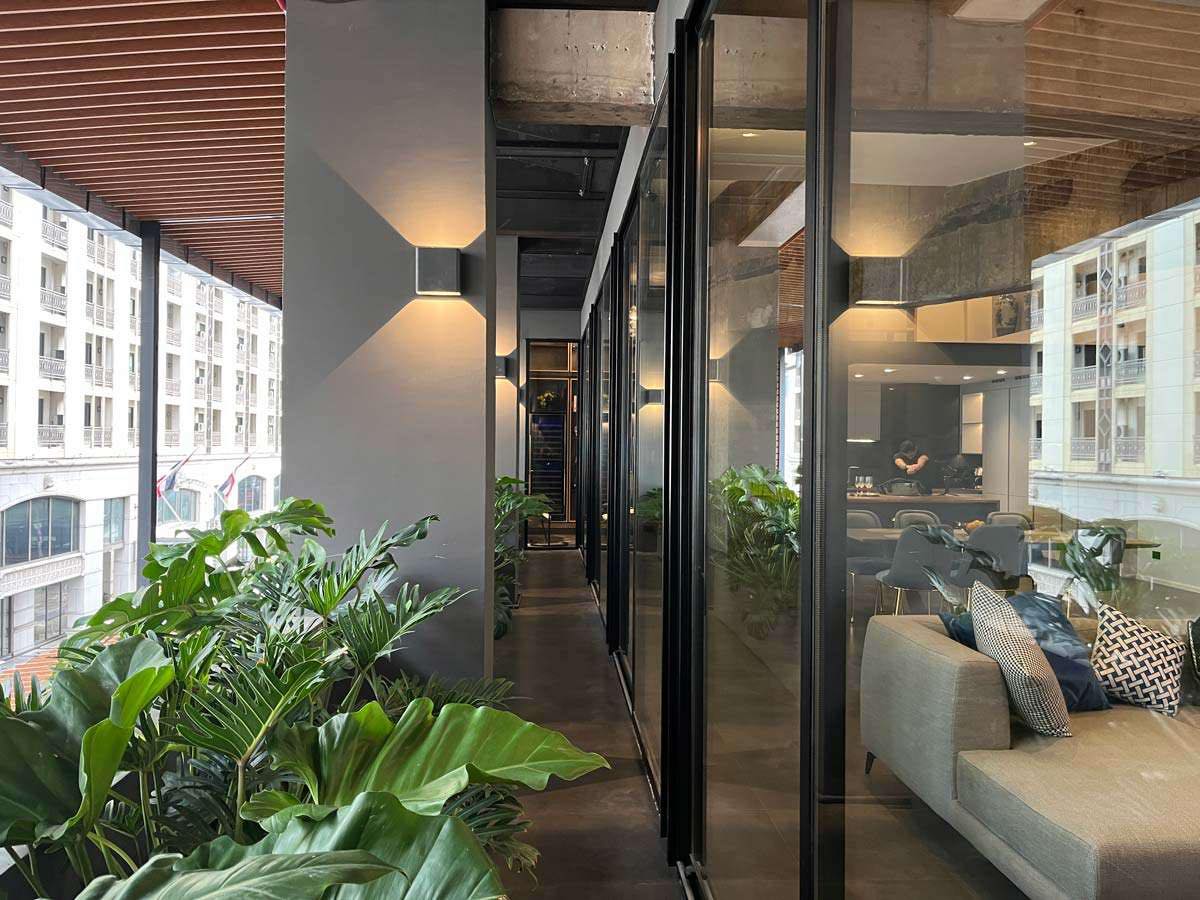 Brand new 3-bedroom, 4-bathroom loft-style unit at President Park Sukhumvit 24, 326 sqm. Fully furnished. For sale at 43,500,000 THB. Contact us for a viewing.