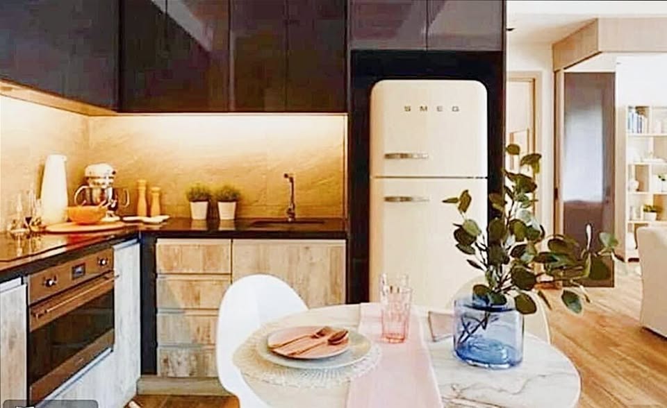 Stylish 2BR 2BA condo at The Lofts Asoke, 86 sqm, fully furnished, prime Sukhumvit location near MRT, BTS, Airport Link. Rent 80,000 THB/month.