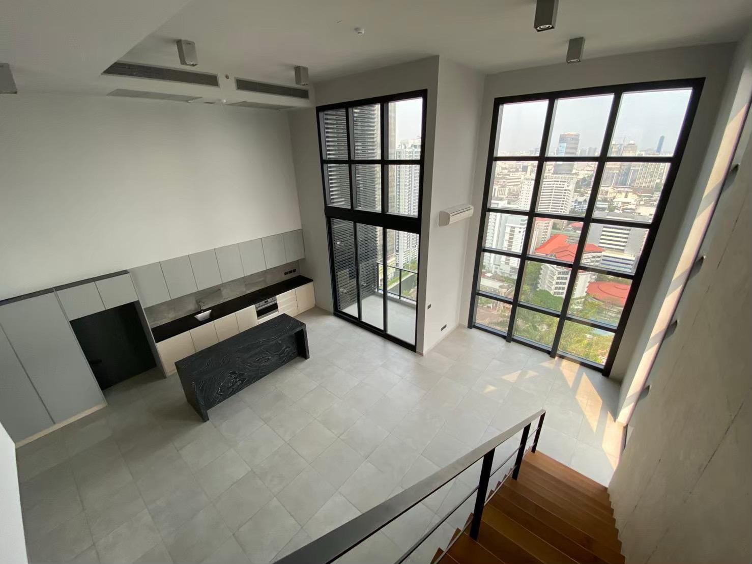 3-Bedroom, 2-Bathroom Duplex Condo, 145 sqm for Rent at The Lofts Asoke – ฿140,000/month – Near BTS Asoke & MRT Phetchaburi
