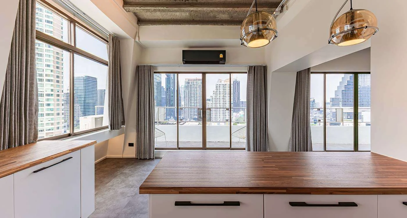 1-BR, 2-Bath, 129 sqm Loft Condo at Diamond Tower Silom-Sathorn, BTS Chong Nonsi – For Sale at ฿15.5M