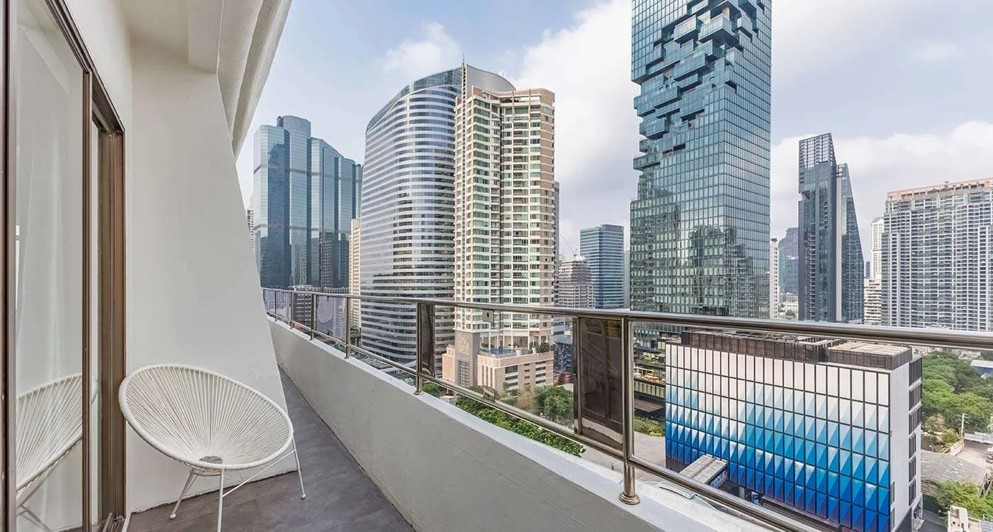 1-BR, 2-Bath, 129 sqm Loft Condo at Diamond Tower Silom-Sathorn, BTS Chong Nonsi – For Sale at ฿15.5M
