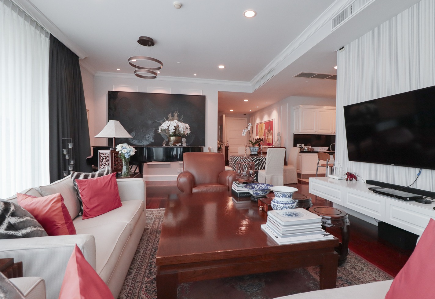 3-Bed 3-Bath 177.91 sqm Condo at Royce Private Residences Sukhumvit 31 – THB 38M – Near BTS Asok & MRT Sukhumvit
