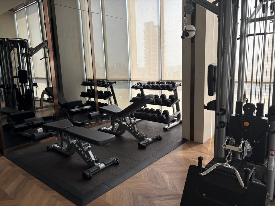 Brand-new 2 bed, 2 bath 90sqm condo at Issara Sathorn for rent ฿75k/month or sale ฿21.9M. River views, modern design, top facilities. Prime Sathorn.