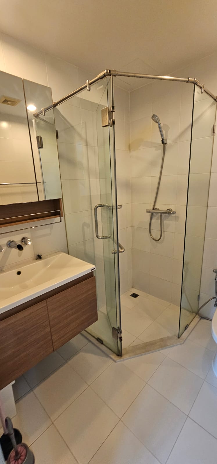 2-Bed 2-Bath 75sqm Condo for Rent at The Seed Musee Sukhumvit 26 near Phrom Phong BTS – 35,000 THB/month