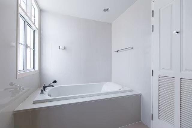 4-Bed 2-Bath 250 sqm Garden Square Sukhumvit 77 Townhome near BTS On Nut for Rent 85,000 THB