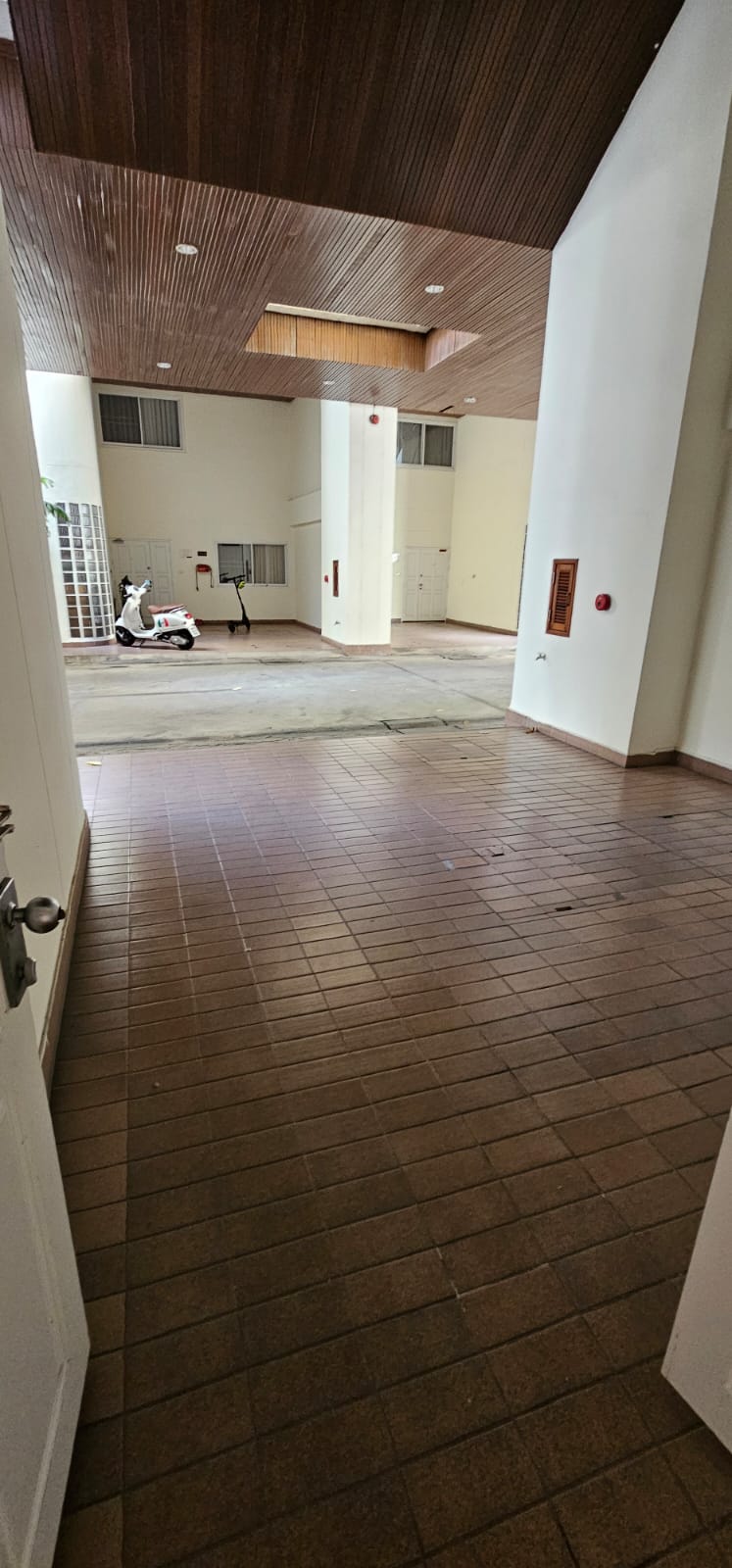 5-Bed 6-Bath 420sqm Townhome for Rent at Sanguansup Mansion Near BTS Chong Nonsi – 90,000 THB/month
