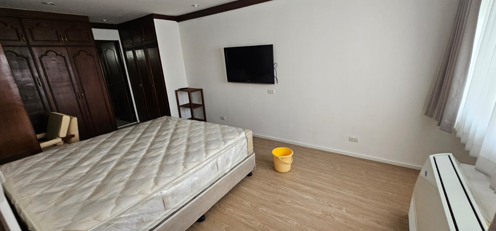 3-Bed 4-Bath 212 sqm Condo for Rent at Yada Residential near Phrom Phong BTS - ฿65,000/Month
