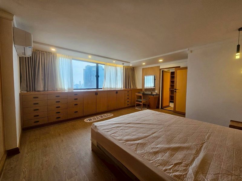4-Bed 3-Bath 223 sqm Condo for Rent at President Park near BTS Phrom Phong – 85,000 THB/month