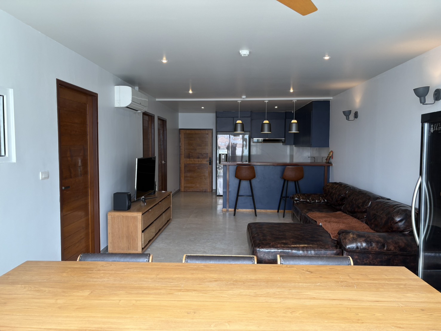 2-Bed 2-Bath 96 sqm JC Tower Condo Near BTS Thong Lo – For Sale 6.9M THB