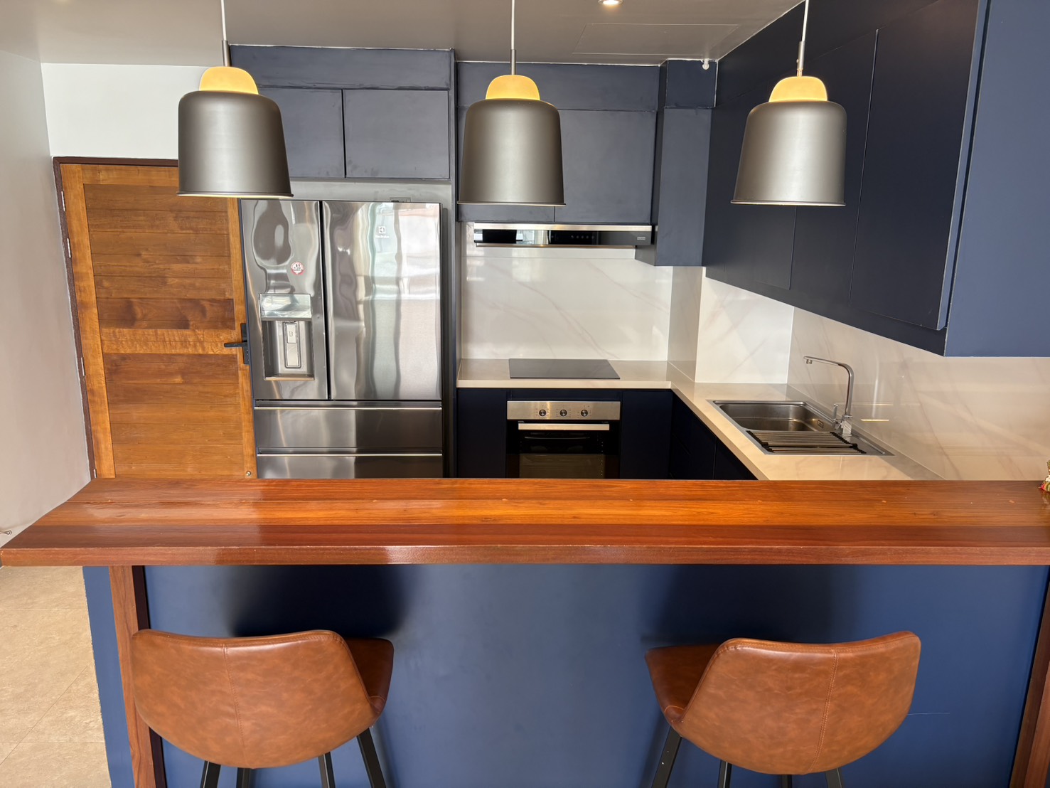 2-Bed 2-Bath 96 sqm JC Tower Condo Near BTS Thong Lo – For Sale 6.9M THB