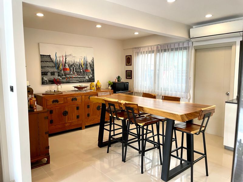 3-Bed 4-Bath 220 sqm Townhome for Rent at Moo Baan Shizen, Near BTS On Nut – 100,000 THB/Month