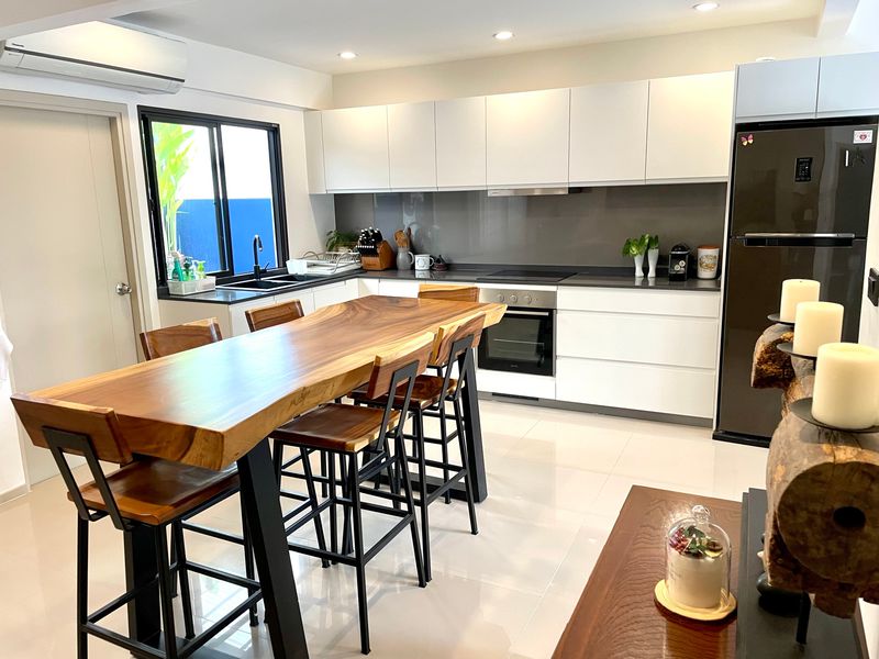 3-Bed 4-Bath 220 sqm Townhome for Rent at Moo Baan Shizen, Near BTS On Nut – 100,000 THB/Month