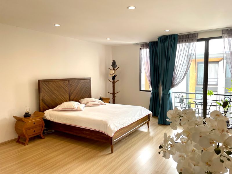3-Bed 4-Bath 220 sqm Townhome for Rent at Moo Baan Shizen, Near BTS On Nut – 100,000 THB/Month