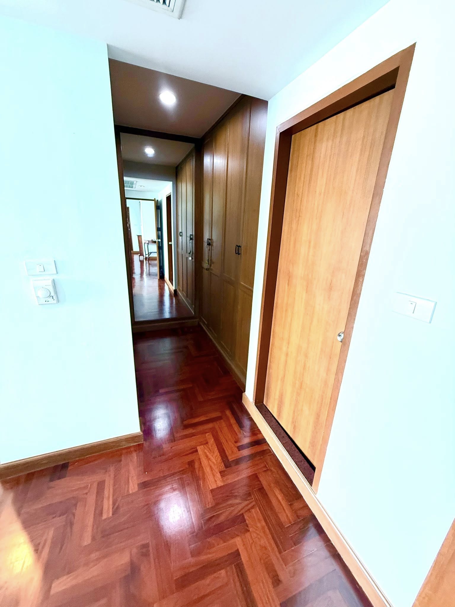 2-Bed 2-Bath 118.2 sqm Condo for Rent 60K THB at Supreme Ville, Near Chong Nonsi BTS