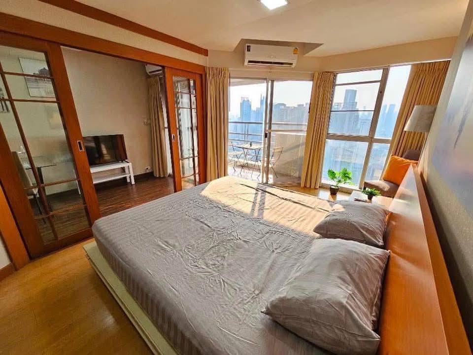 1BR 1BA 52sqm Condo for Rent 27,000 THB at Waterford Diamond near BTS Phrom Phong
