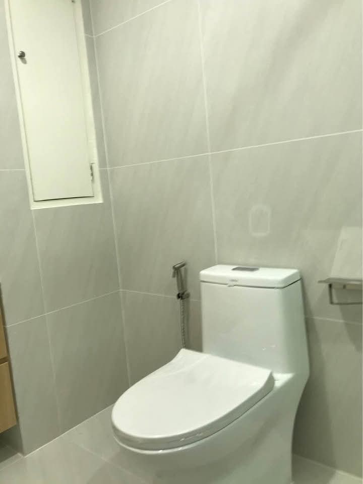 3-Bed 4-Bath 239 sqm Liberty Park 1 Condo Near Asoke BTS for Rent 75,000 THB