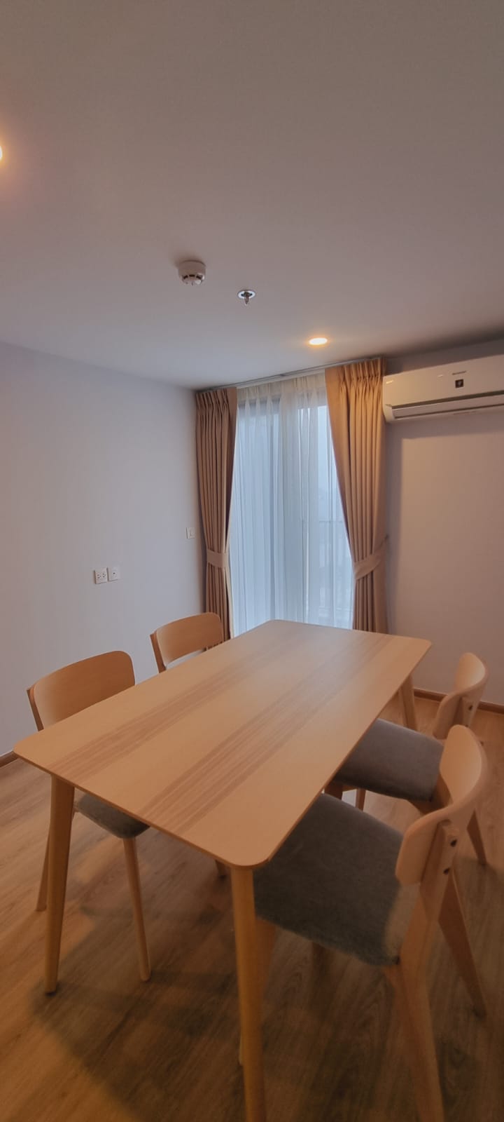 2-Bed 1-Bath 49sqm Condo at Life Rama 4 – Asoke Near Asoke BTS/MRT for Rent 45,000 THB