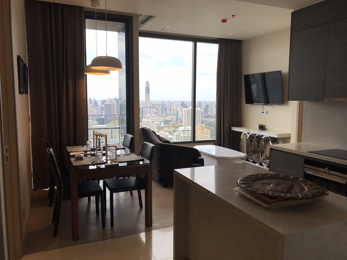 2-Bed 2-Bath 75sqm Condo for Rent at The Esse Asoke Near BTS Asoke – 72,000 THB/Month