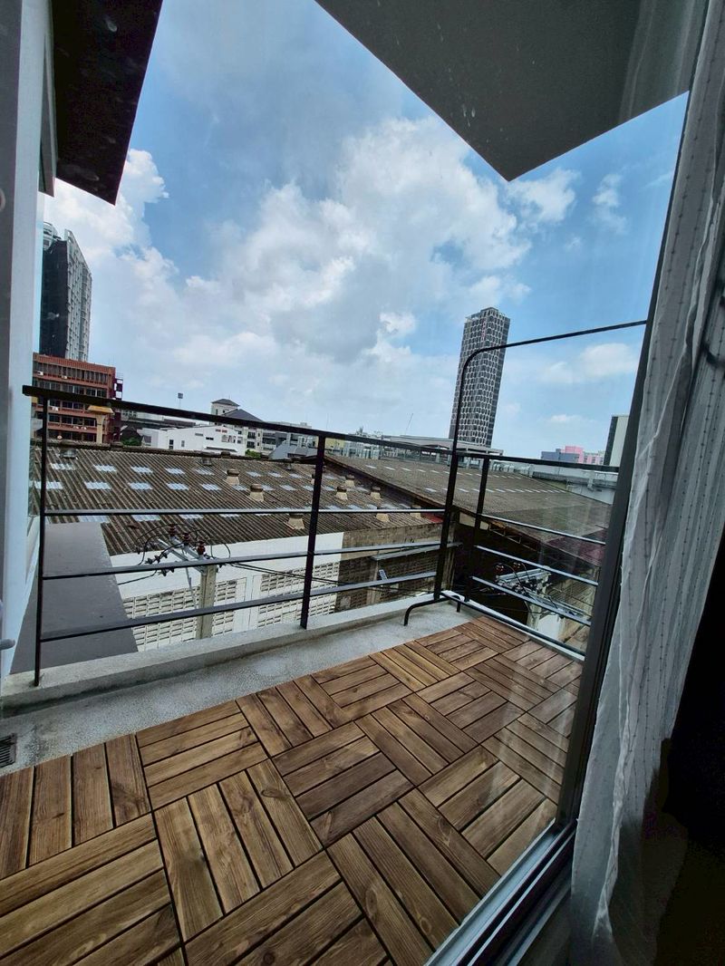 2-Bed 2-Bath 84 sqm Tree Condo 52 Near BTS On Nut for Rent 40K THB