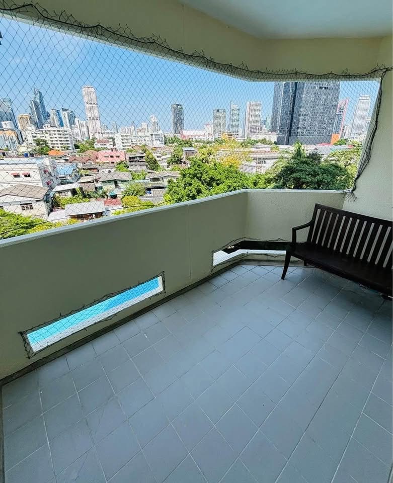 1BR, 1BTH Condo, 60 SQ.M, ฿5,400,000, Baan Sukhumvit, 800m to BTS Thong Lo, For Sale